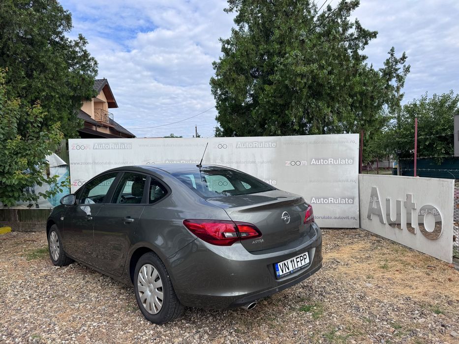 OPEL ASTRA sedan berlina limuzina 2019 1,4 benzina turbo GARANTIE 12 LUNI RATE FiXE AVANS 0%