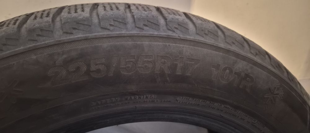 Шина всесезонка 225/55/17