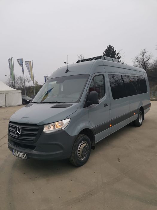 Microbuz Mercedes Sprinter 517