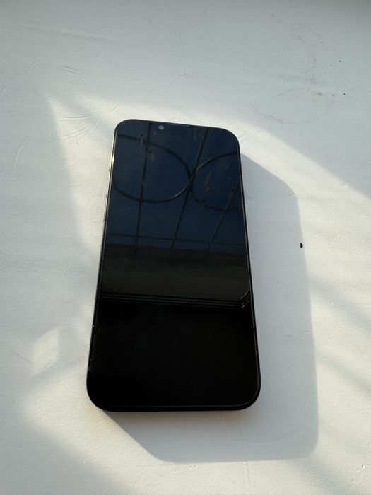 Продам iphone 13 128 gb