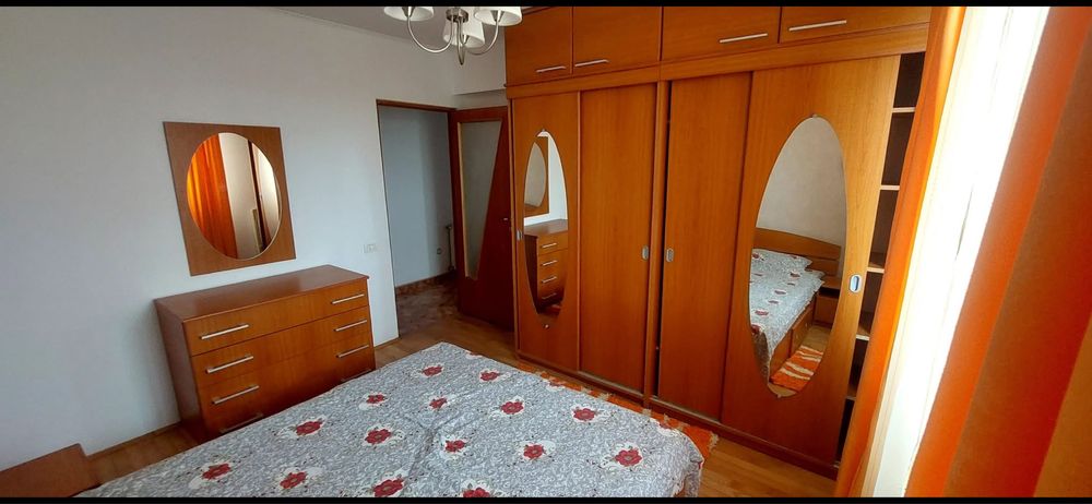 Apartament de inchiriat