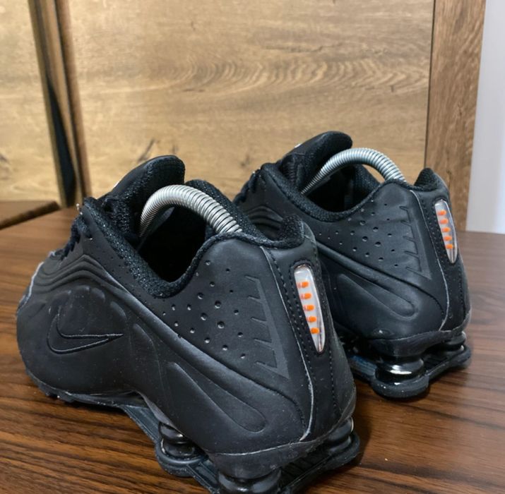 Adidasi Nike Shox Marimea 40.5/ 41