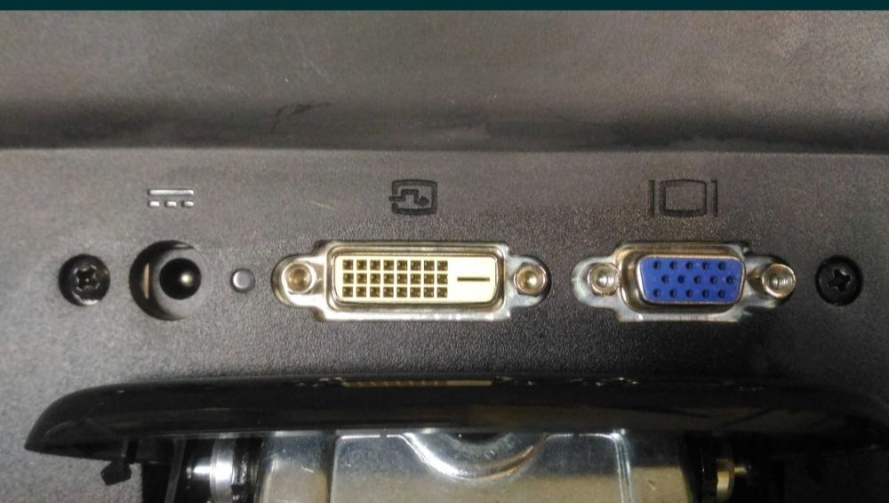 Компютер монитор сатылады.