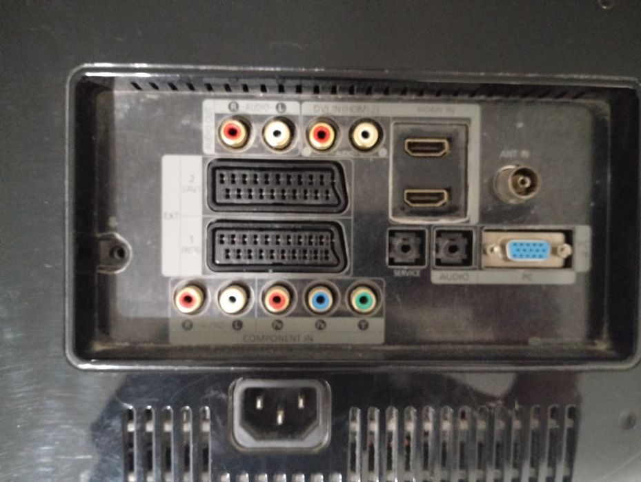 Продам телевизор