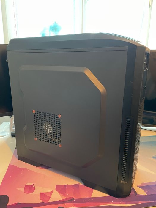 Carcasa Antec GX500 stare foarte buna