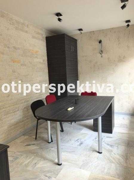 Продава се Офис в Пловдив, Център - 32 кв.м за 1957 €/кв.м - Снимка #3