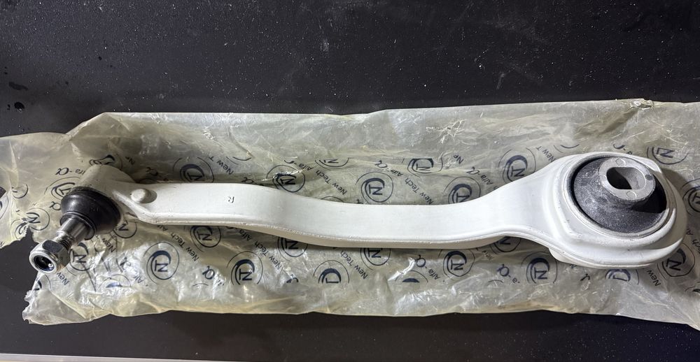 Долен десен носач за Мерцедес Е класа w211