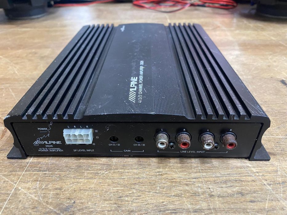 Amplificator auto Alpine 3526,4/3/2 canale,Old school