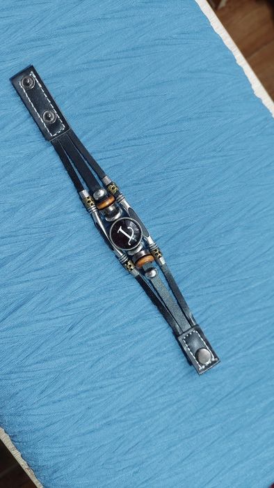 Продам бижутерию