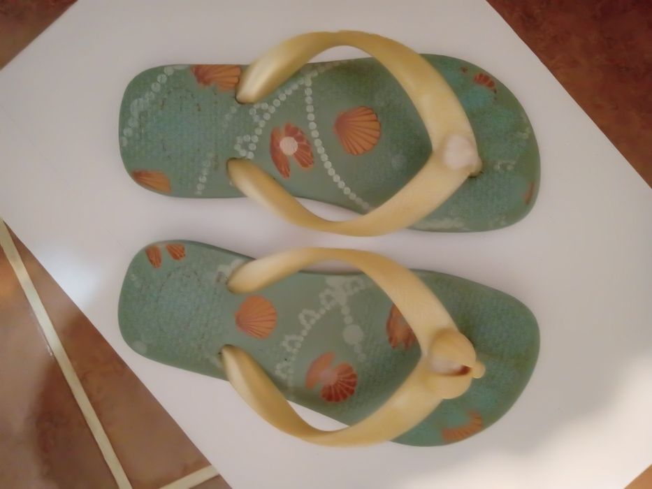 Детски обувки ,10лв само днес