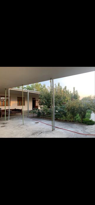 Uy sotiladi metro 2 bekatda kia avto salon orqasdg mahala