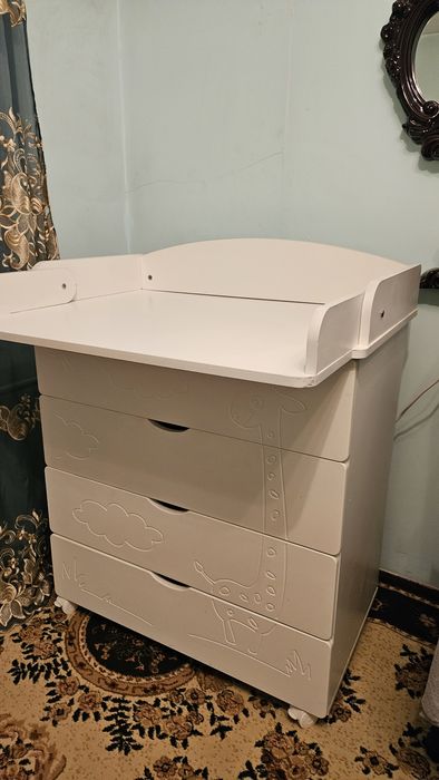 Комод с пеленальным столиком