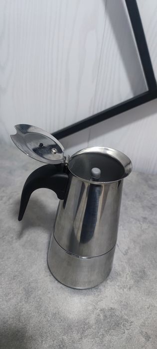 Qulay va kichi kajimdagi MAKER