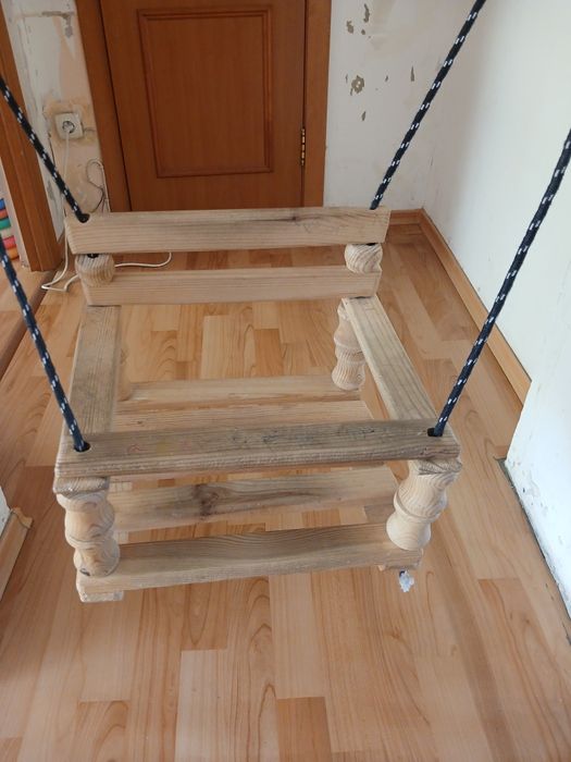 Качеля детская. .