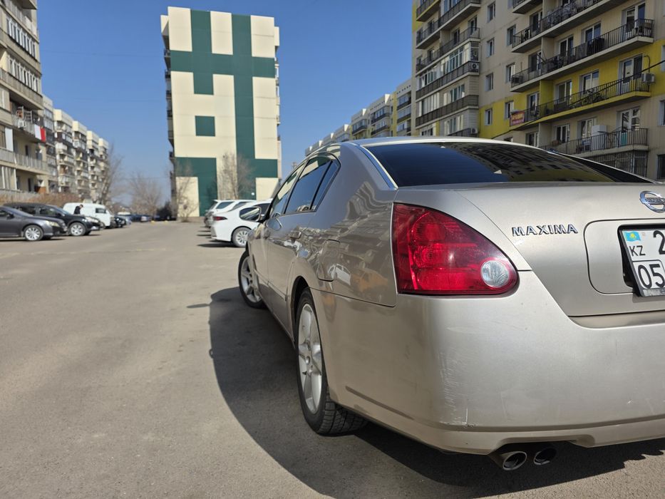 Nissan Maxima 2004