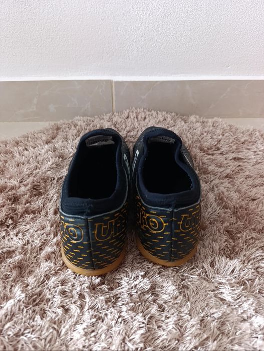 Ghete de fotbal Umbro Indoor/Futsal