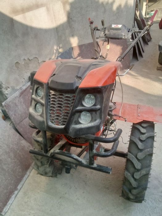 Култуватор мини трактор