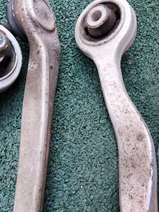 Продавам части за Ауди а4 б5