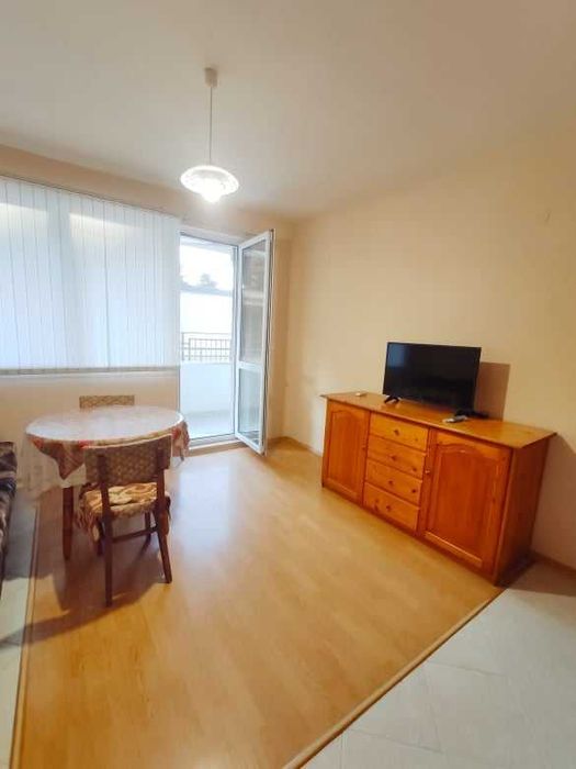 Дава се под наем Тристаен апартамент в Бургас, Меден рудник - зона А - 80 кв.м за 96.9 € - Снимка #10