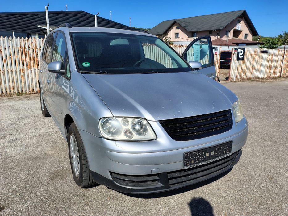 Dezmembrez Volkswagen Touran 1.9 BLS