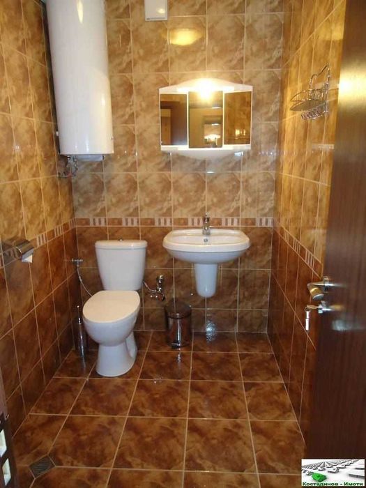 Дава се под наем Тристаен апартамент в Пловдив, Кършияка - 88 кв.м за 548.25 € - Снимка #8