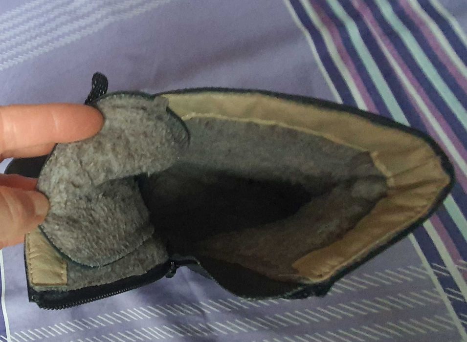 Vand bocanci piele naturală marimea 35