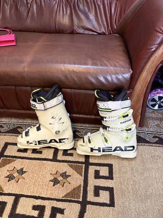Echipament ski skiuri/clapari/bete