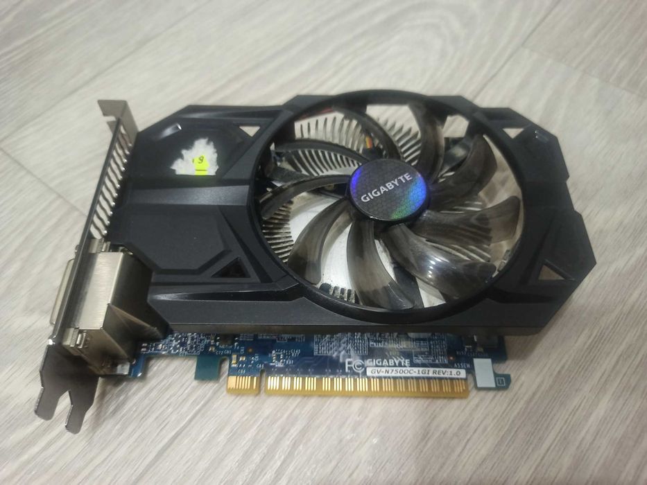 Видеокарта GIGABYTE GeForce GTX 750 OC