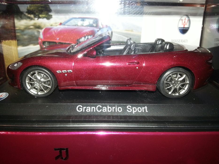 Колекционерски метални колички 1/43 Maserati / Leo models, White box