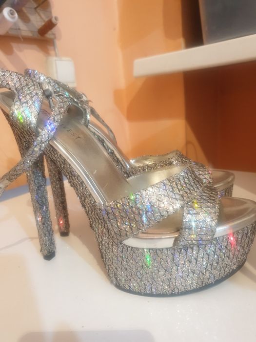 Продаются басоножки