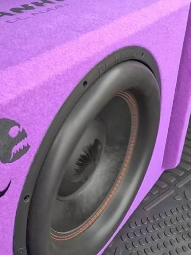 Активный Сабвуфер продам