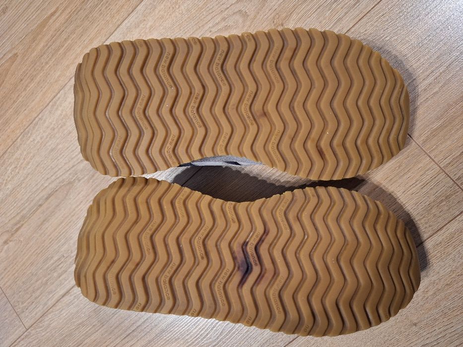 New Balance маратонки 42