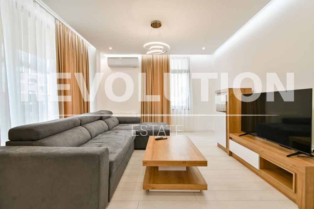 Дава се под наем Тристаен апартамент в София, Симеоново - 128 кв.м за 1296.42 € - Снимка #1