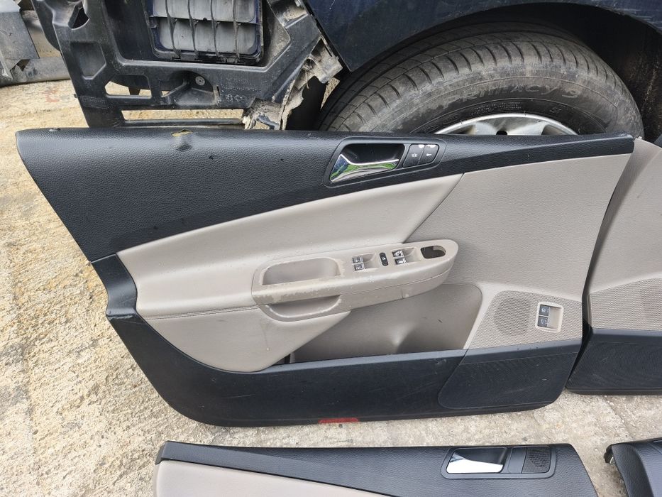 Fețe de uși piele Volkswagen Passat B6 break 2005-2010