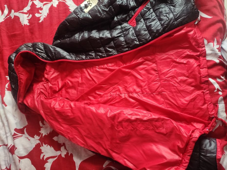 Яке с две лица в черно и червено