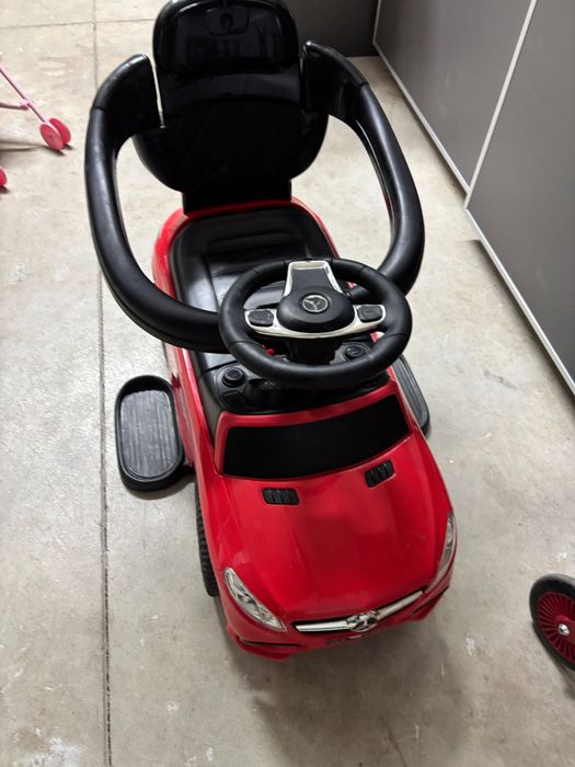 Детска четвена кола за бутане