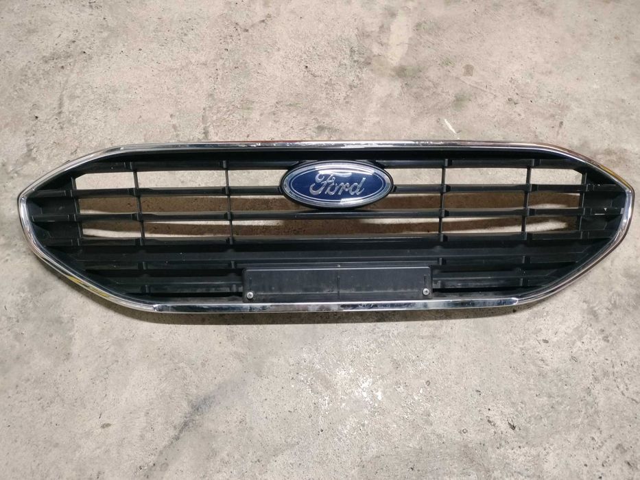 Grila centrala Ford Focus model 2022-2025