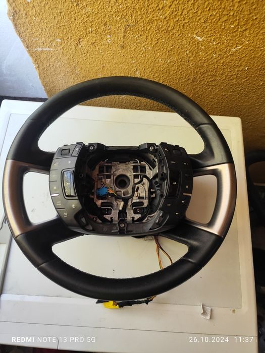 Citroen c5 x7 кормило