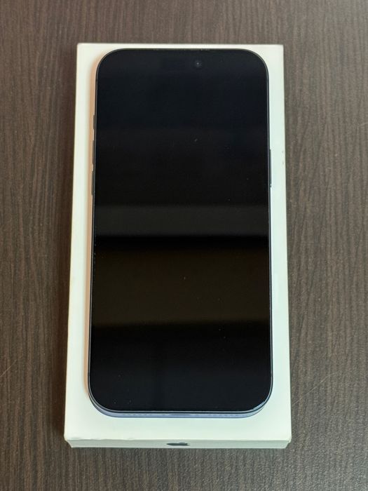 КАТО НОВ! Apple iPhone 17 Pro Max 256GB Deep Blue / 100% батерия