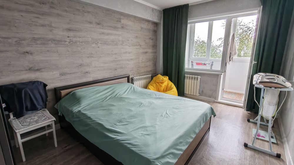 Продаётся трёхкомнатная квартира