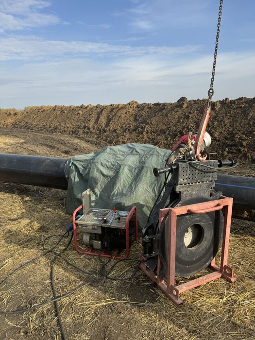 Бригада монтажников трубопровода