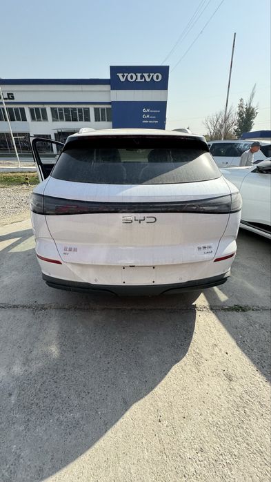 Byd selion 06 605 km electir