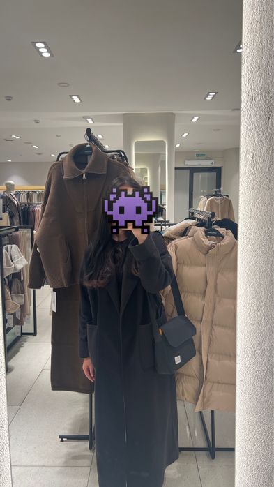 Черный пальто