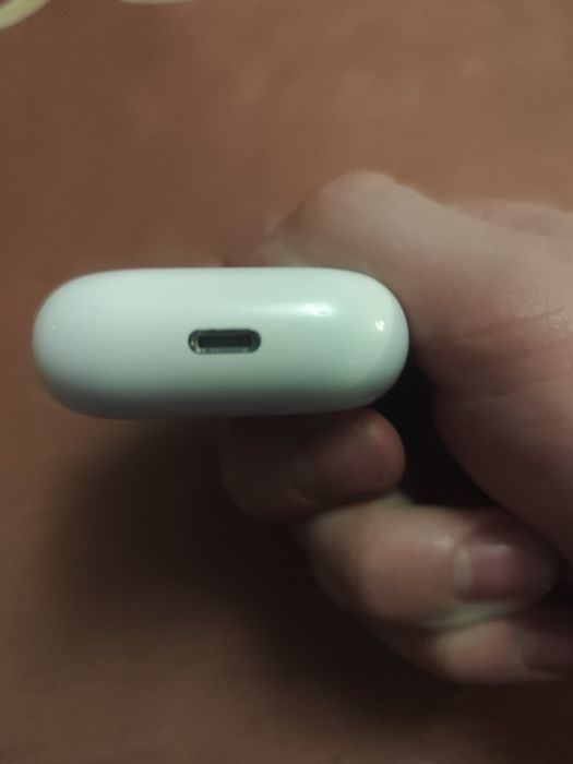 Продаю наушники  Appel