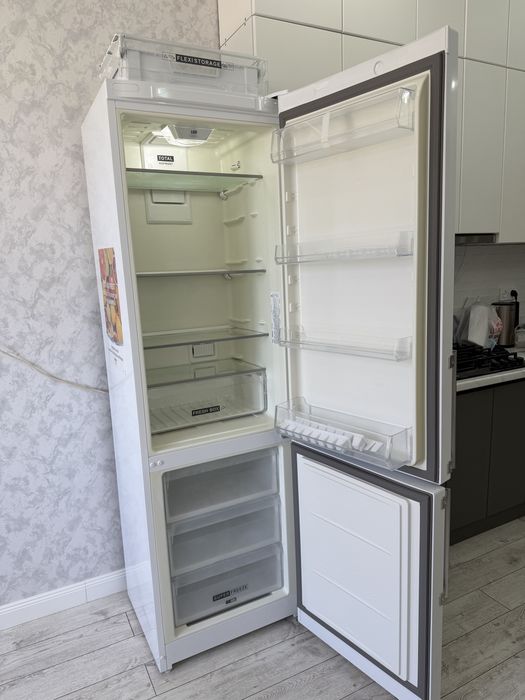 Холодильник сатылады