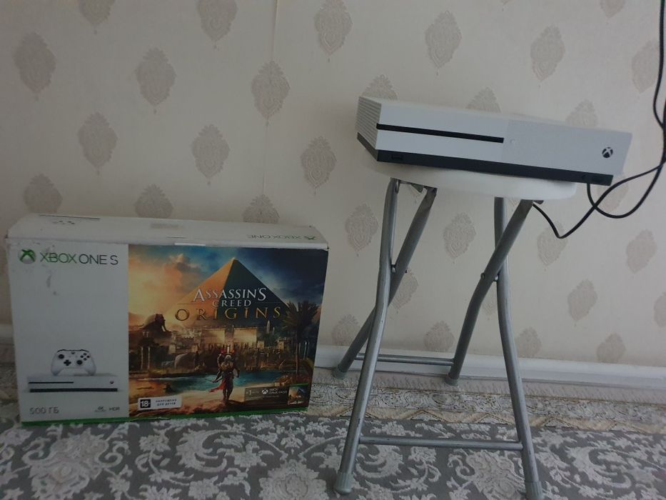 Xbox one s с коробкой
