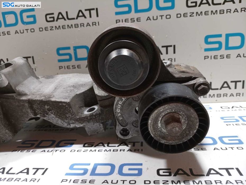 Suport Alternator Accesorii Motor Nissan X-Trail T31 2.0 DCI 2007 - 2013 Cod 8200527320C [M4044]