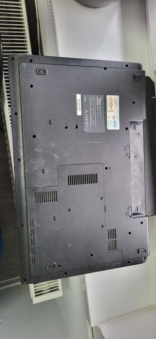 Fujitsu Amilo LI3910 18.4 inch