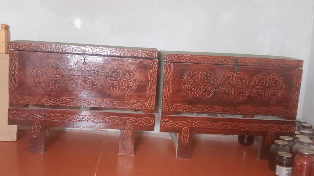 Стенка, сандықтар сатылады