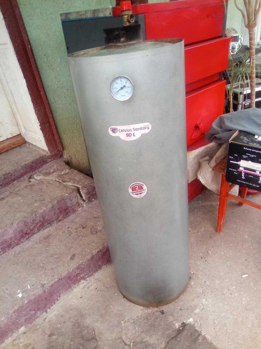 Sobe și boiler lemne  de vânzarea! 1 teracotă (cizmă) 1 fantazia )